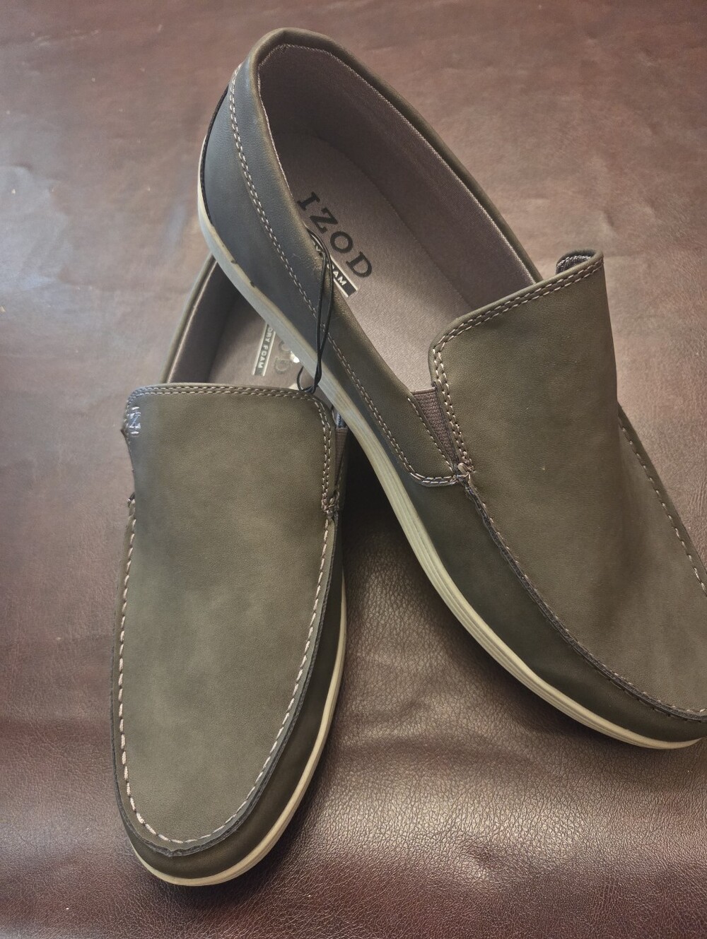 Izod Mens Gray Slip On Memory Foam Loafers Sz 13